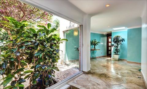 Marble throughout & tropical plants
