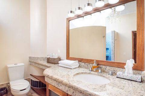 Spacious double sinks