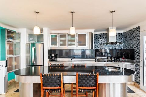 Fully stocked & equipped kitchen