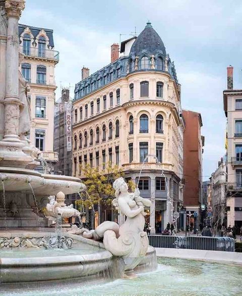Place des jacobins a cote de l appartement