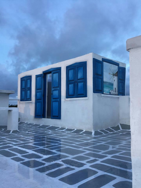 Beach Getaway Fourth Floor Painting Experience