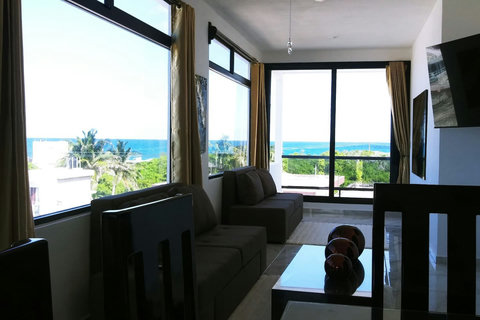 Panoramic Ocean Views!!