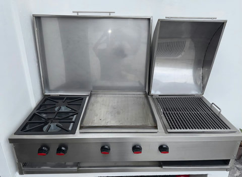 Commercial Grade Barbecue, Skillet & Stove