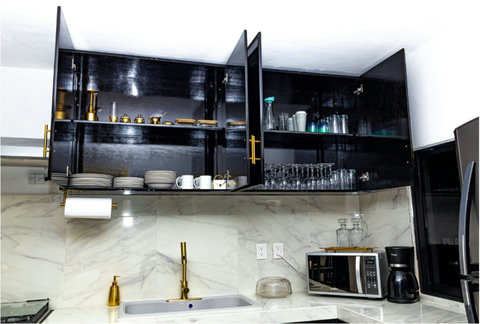 All Dishes, Glasses, Blender & Cookware Provided