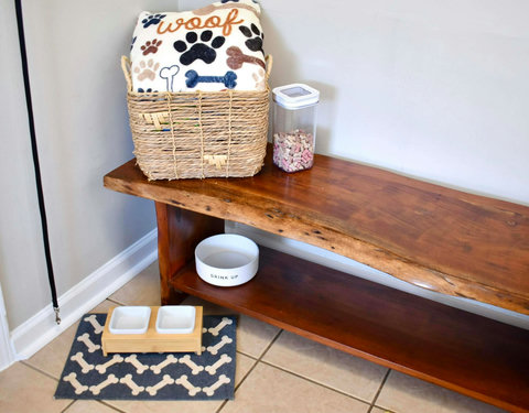 Pet-friendly welcome station with bowls, treats, mat and cozy blanket.