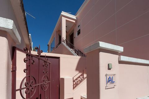 Entrance/Exterior Stairs