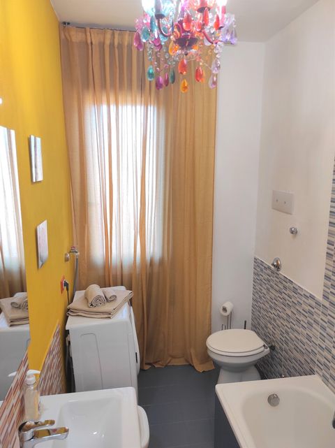  A bathroom with washing machine!