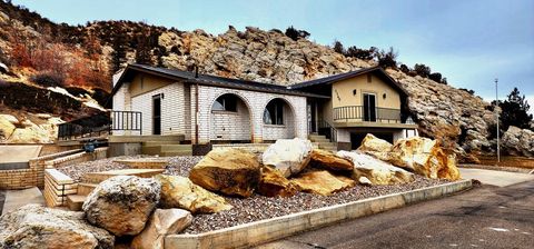 The Rock Haus as you arrive. 