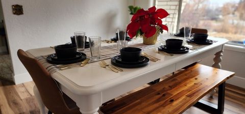 Dinnerware.