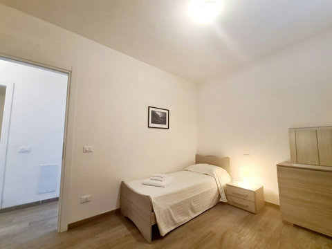 Single Bedroom