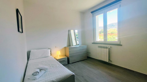 Single Bed