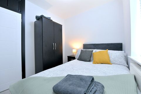 Third Bedroom
Double bed 