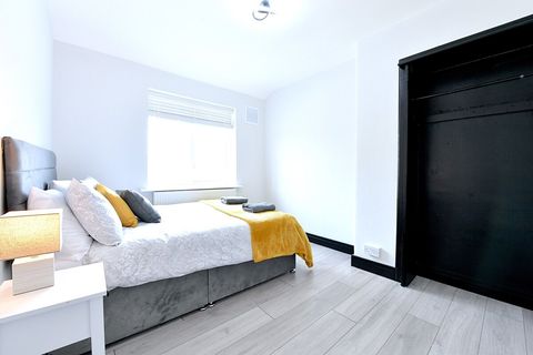 Second Bedroom
Double bed 