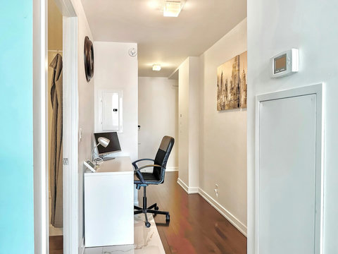  Power through your tasks with a private workspace featuring a stylish computer desk and a crisp 22" monitor. Perfect for remote work, creative projects, or staying connected—all from the comfort of your Airbnb home-away-from-home.