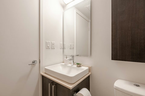 Sparkling Clean & Fully Stocked – Everything You Need to Refresh - 
Enjoy a clean, modern bathroom with fresh towels, toiletries, and a relaxing shower – perfect for unwinding after a day out.