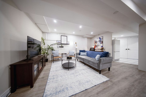 A living room made for Netflix, snacks, and good vibes.