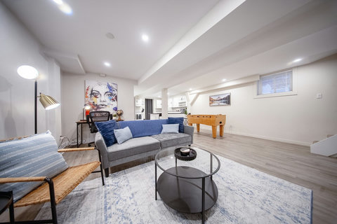 A living room made for Netflix, snacks, and good vibes.