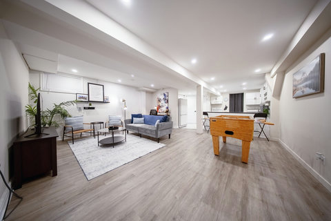 A living room made for Netflix, snacks, and good vibes.