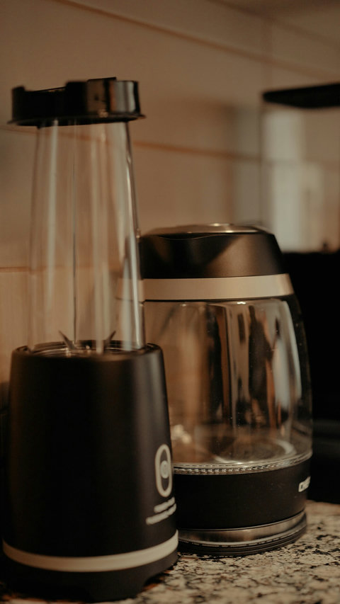 Appliances include a compact blender and kettle - your perfect travel companions making it easy to stay healthy and energized wherever the journey takes you.