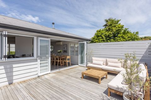 Expansive Deck