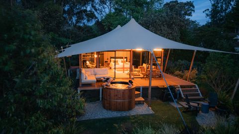 The Retreat by Night