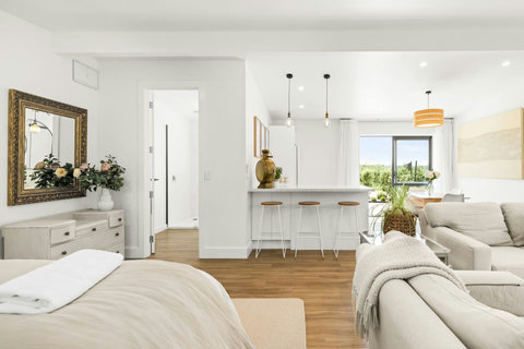 Stylish yet cozy – soft textures and calming tones make you feel instantly at home.
