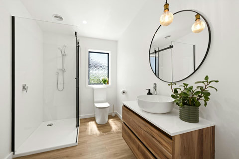 Fresh & modern – sparkling clean and thoughtfully designed.