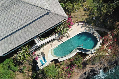 Thanks to our lovely guest Jonas, we now have a picture of Villa Tengguli from a bird s eye view!