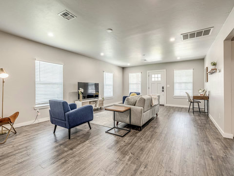 Another glimpse of the Living area