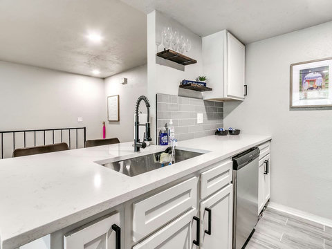 Kitchen/Breakfast area