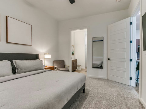 49-217 E Campbell St 211-50