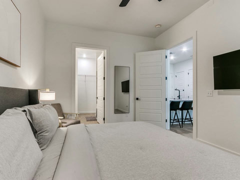 50-217 E Campbell St 211-51