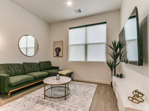 33-217 E Campbell St 211-34