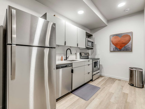 1126 N Shartel #106-13