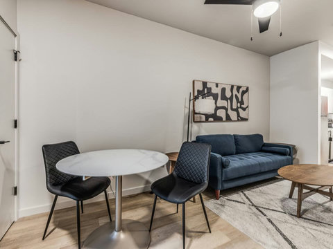 1126 N Shartel #106-5