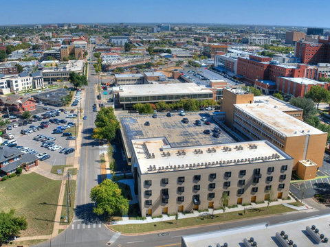 13-1126 N ShartelAve 108-13