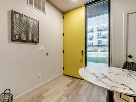 1126 N Shartel #109-25