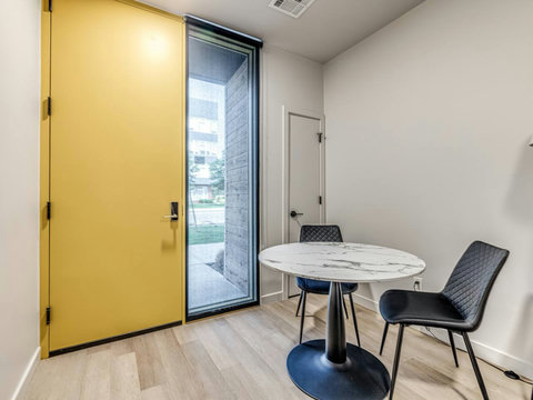 1126 N Shartel #109-28