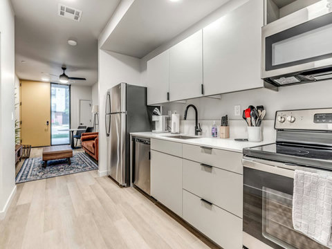 1126 N Shartel #109-38