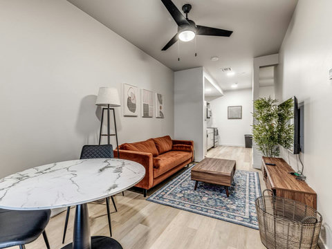 1126 N Shartel #109-26