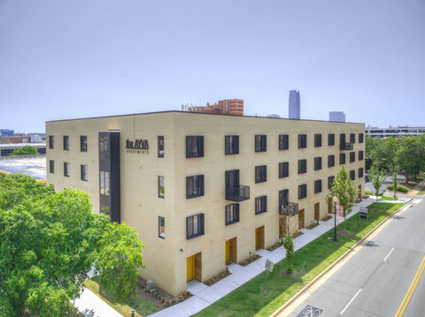 1126 N Shartel #109-6