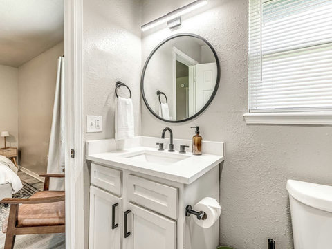 735 Nw 30th St #7-46