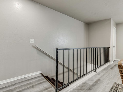 735 Nw 30th St #7-18