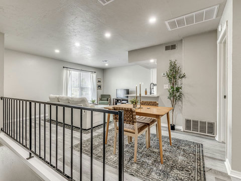 735 Nw 30th St #7-19