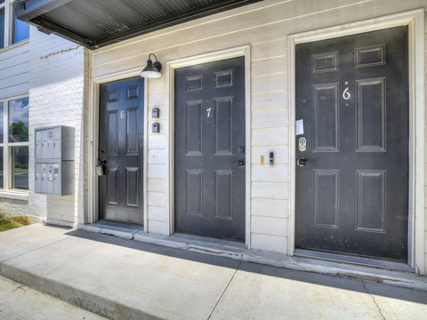 735 Nw 30th St #7-14