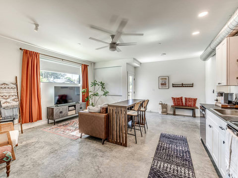 1539 NW 29th St D1 - 27