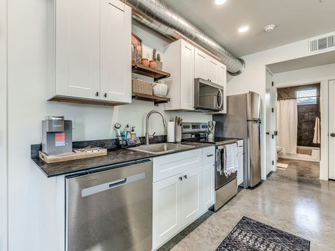 1539 NW 29th St D1 - 25