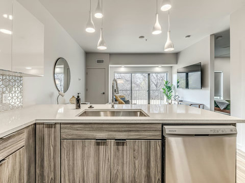 1665 Midtown Pl 138-12