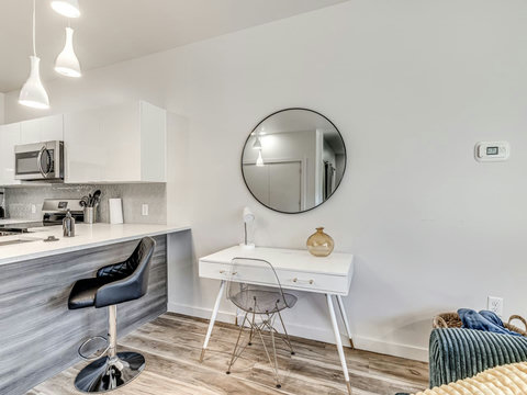 1665 Midtown Pl 138-18