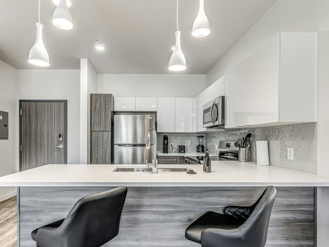 1665 Midtown Pl 138-16